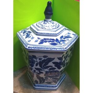 Vintage Blue and White Chinoiserie Hexagonal Ceramic Ginger Jar with Lid 13in